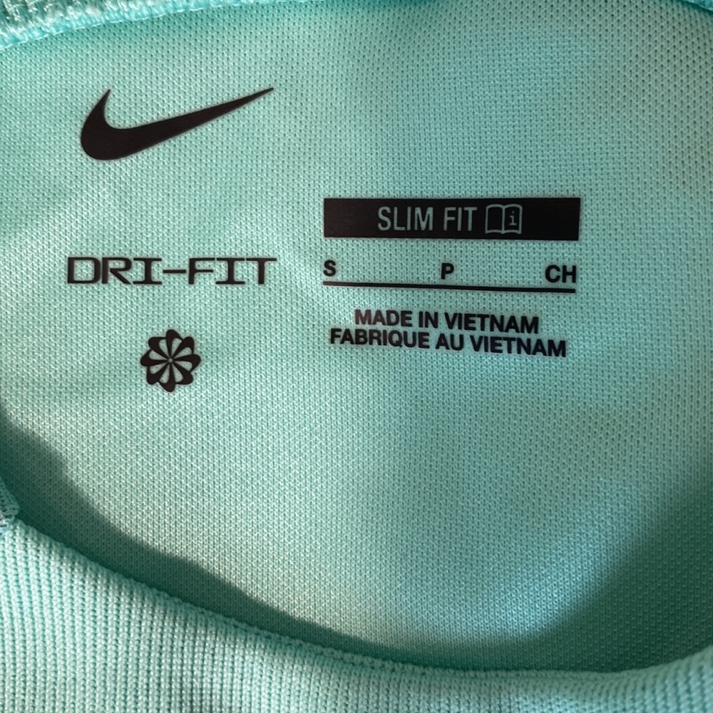 Nike Dri-Fit Tee - Picture 2 of 3